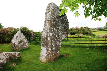 The image
                  “http://www.haunted-britain.com/images/stanton-drew-tall-stone.jpg”
                  cannot be displayed, because it contains errors.
