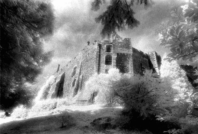 Berkeley Castle where Edward 11 was murdered.