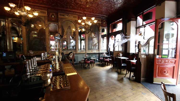 The interior of the Viaduct Tavern.